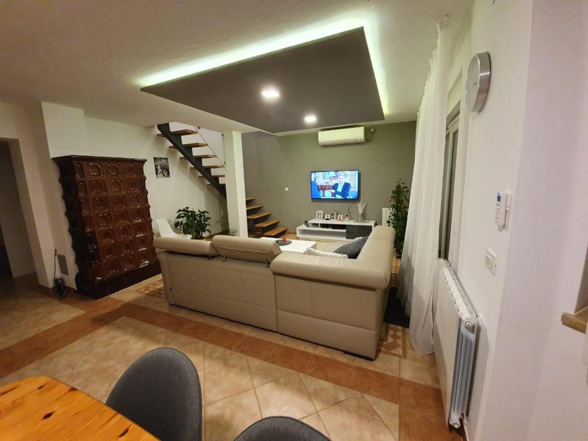 Holiday Home Nikol Pula Exterior foto