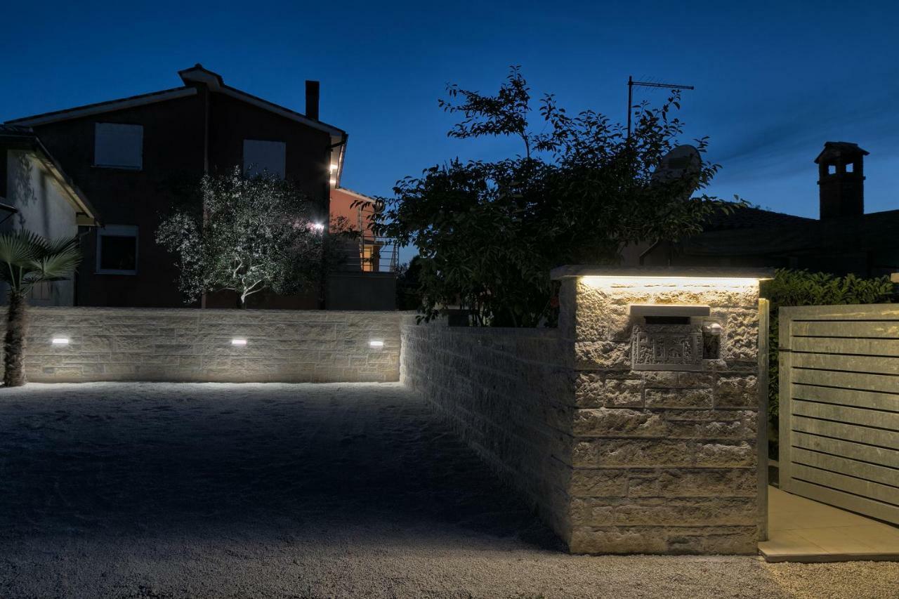 Holiday Home Nikol Pula Exterior foto