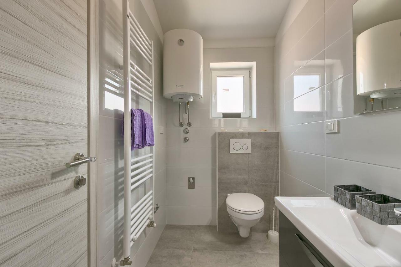 Holiday Home Nikol Pula Exterior foto